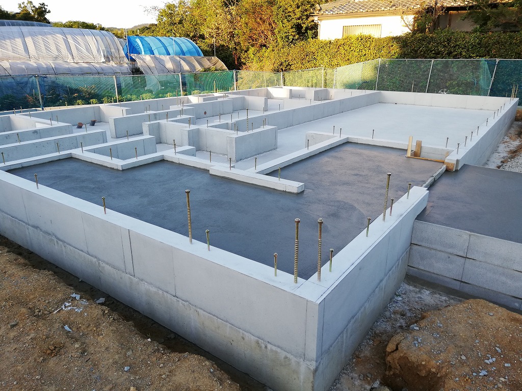 ローコストハウスメーカー秀光ビルド 着工26日目 土間コンクリート敷設 市街化調整区域にローコストハウスを建てた